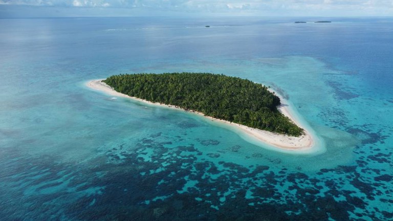 5. Tuvalu_shutterstock_2384958699(2).jpg