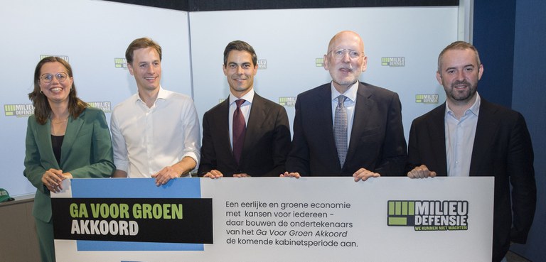 akmilieudefensie_8+copy+2 copy.jpg akmilieudefensie_8+copy+2 copy.jpg