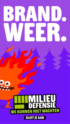 Poster met een vlam met ogen en mond, op de achtergrond een dennenbos. Tekst: Brand. Weer.