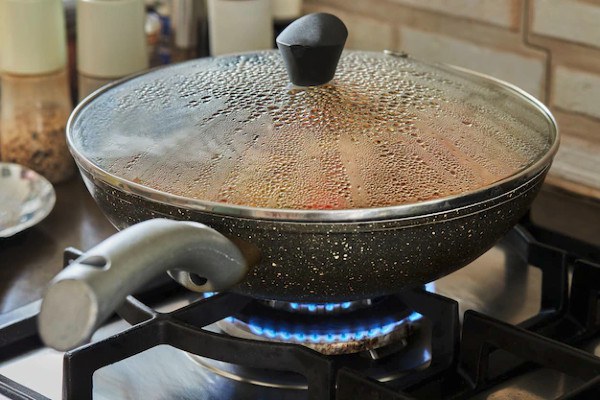 7 tips voor energiebesparing het koken — Milieudefensie