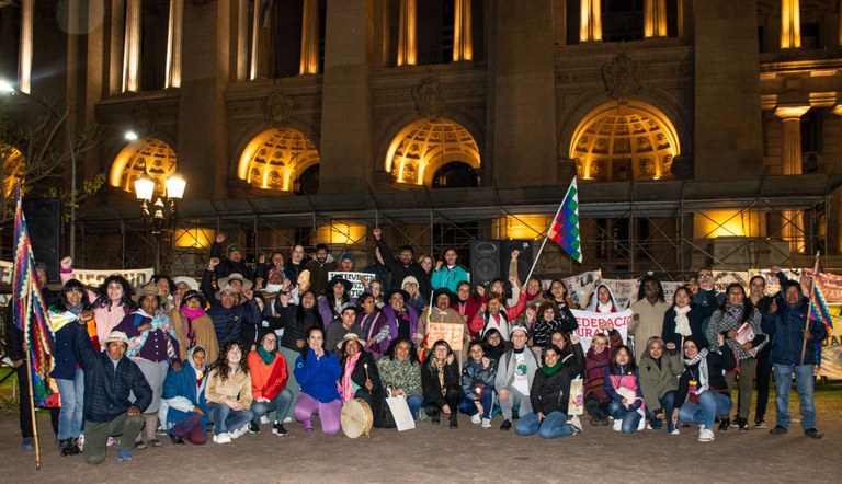 Vrouwen uit alle delen van de wereld komen in Buenos Aires bij elkaar om kennis uit te wisselen over feminisme en een eerlijke energietransitie. 