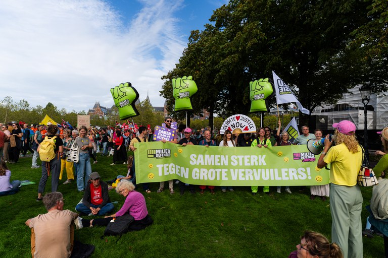 Mensen op de Klimaatmars. Foto door Edo Landwehr