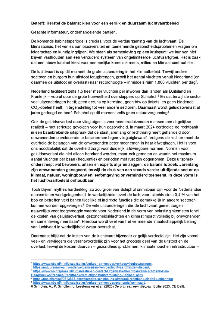 Voorbeeld van de eerste pagina van publicatie 'Economen, artsen en milieuorganisaties: huidig luchtvaartbeleid is onhoudbaar'