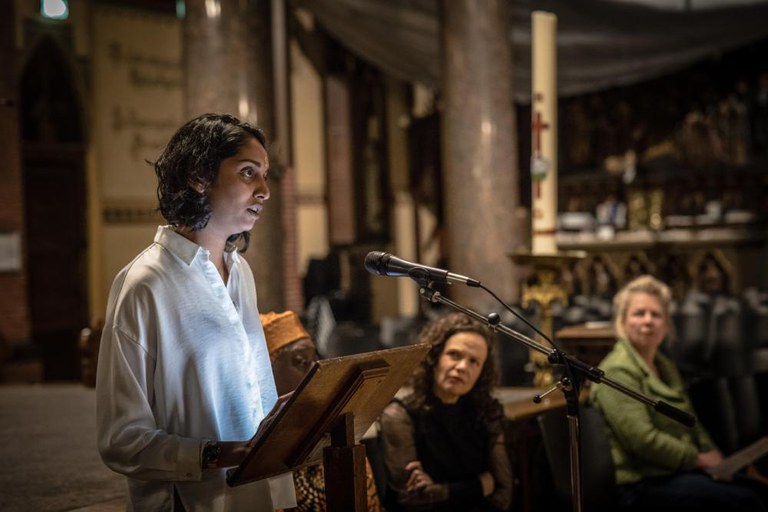 Shila Ishwardat, Eva Martens, Elske Scholte