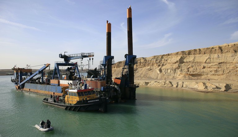 Suez-kanaal-3.jpg