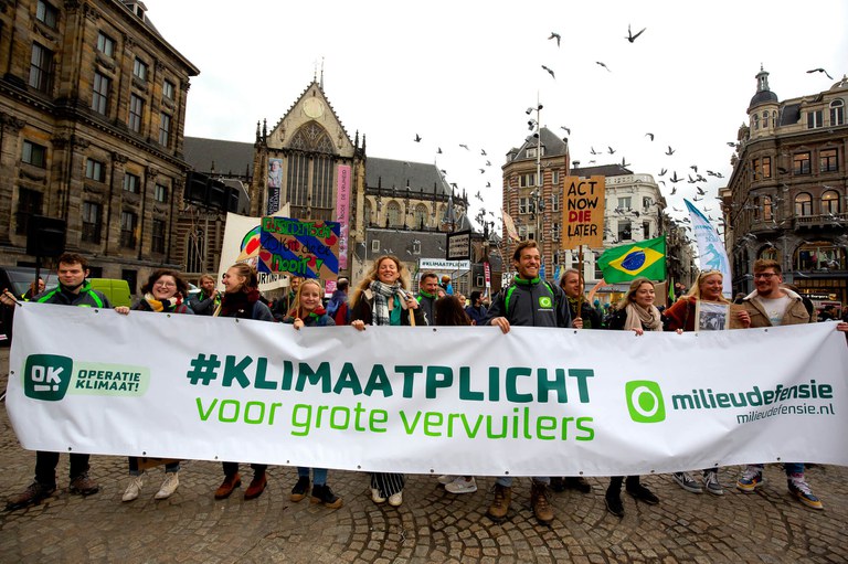 Veraderaars demonstreren voor een klimaatplicht