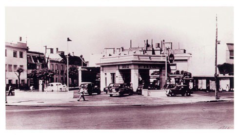1e benzinestation 1914 argentinie.jpeg 1e benzinestation 1914 argentinie.jpeg